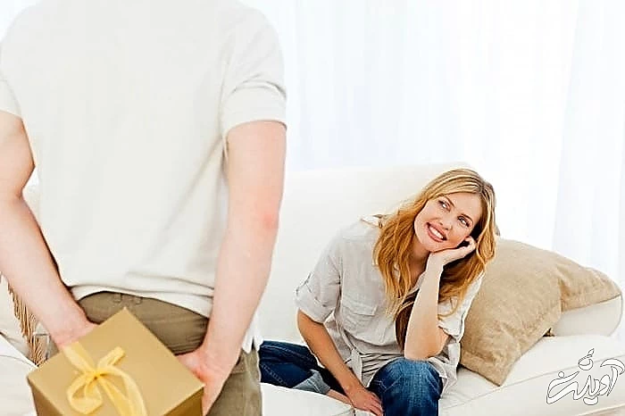 خریدن هدیه مناسب خوشحال کردن خانم ها